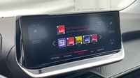 Peugeot 2008 1.2 PureTech 130ch S&S Allure EAT8 — photo 13