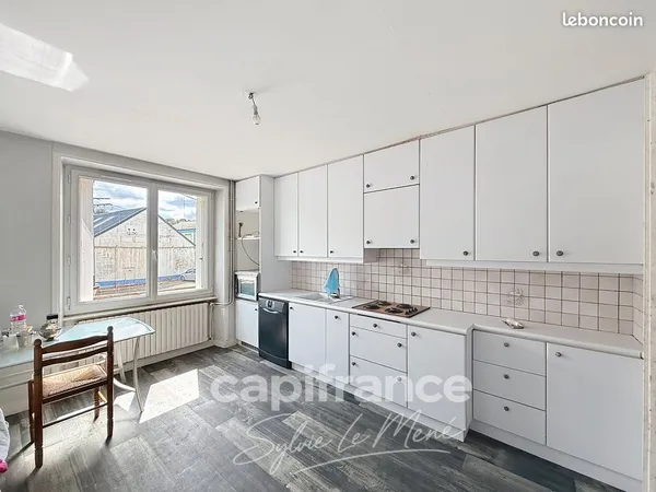 Immeuble 9 pièces 240 m²