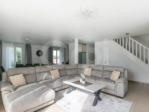 Maison 5 pièces 142 m²