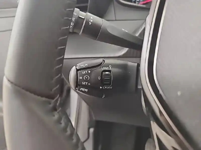 Peugeot 208 100 s&amp;s bvm6 — photo 47