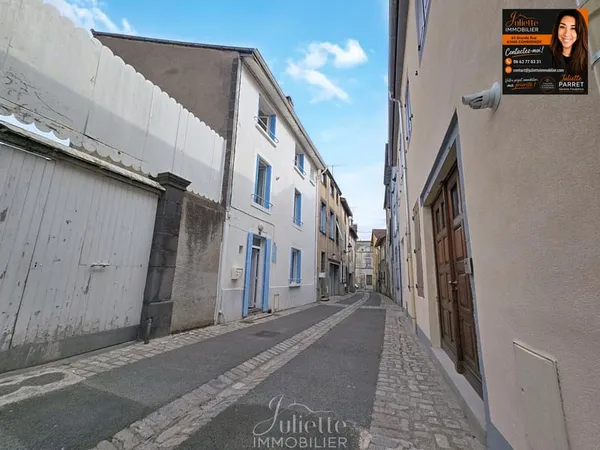 MAISON AVEC LOCAL MEDICAL OU COMMERCIAL
