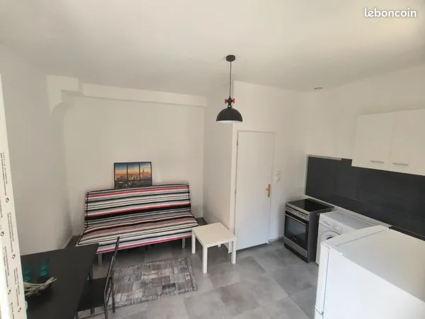 Studio meublé lumineux & optimisé - Villeurbanne Flachet (Proche Gratte-Ciel / Transport)