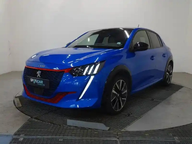 Peugeot 208 e- 136ch gt