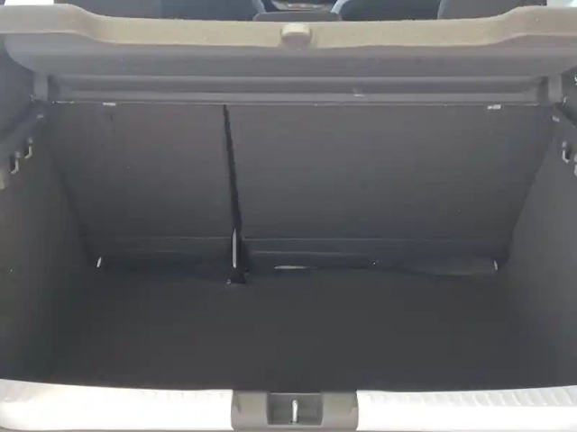 Dacia Sandero sce 65 — photo 10