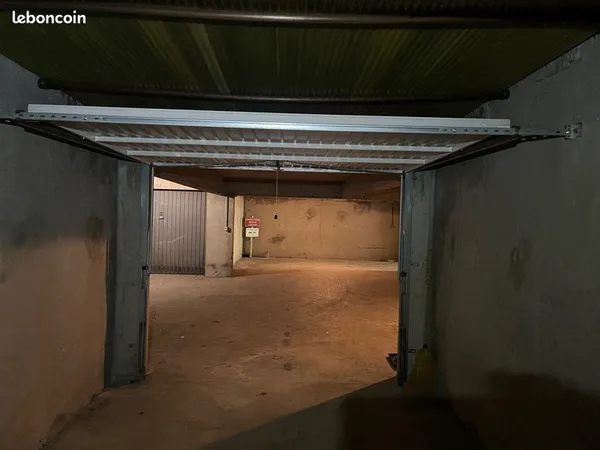 Garage en Sous-Sol d'une résidence