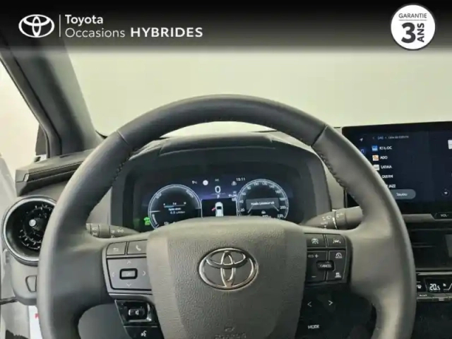 Toyota C-Hr 2.0 hybride rechargeable 225ch design ng23 — photo 5