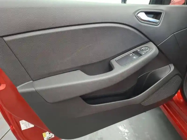 Renault Clio tce 90 — photo 23