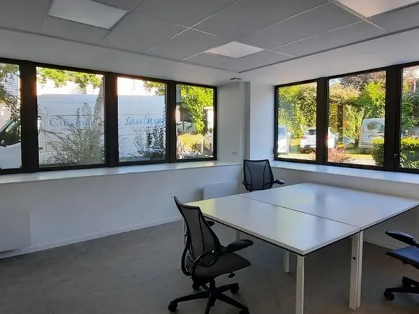Bureau meublé de 25 m² à louer - Espace Patton, Rennes