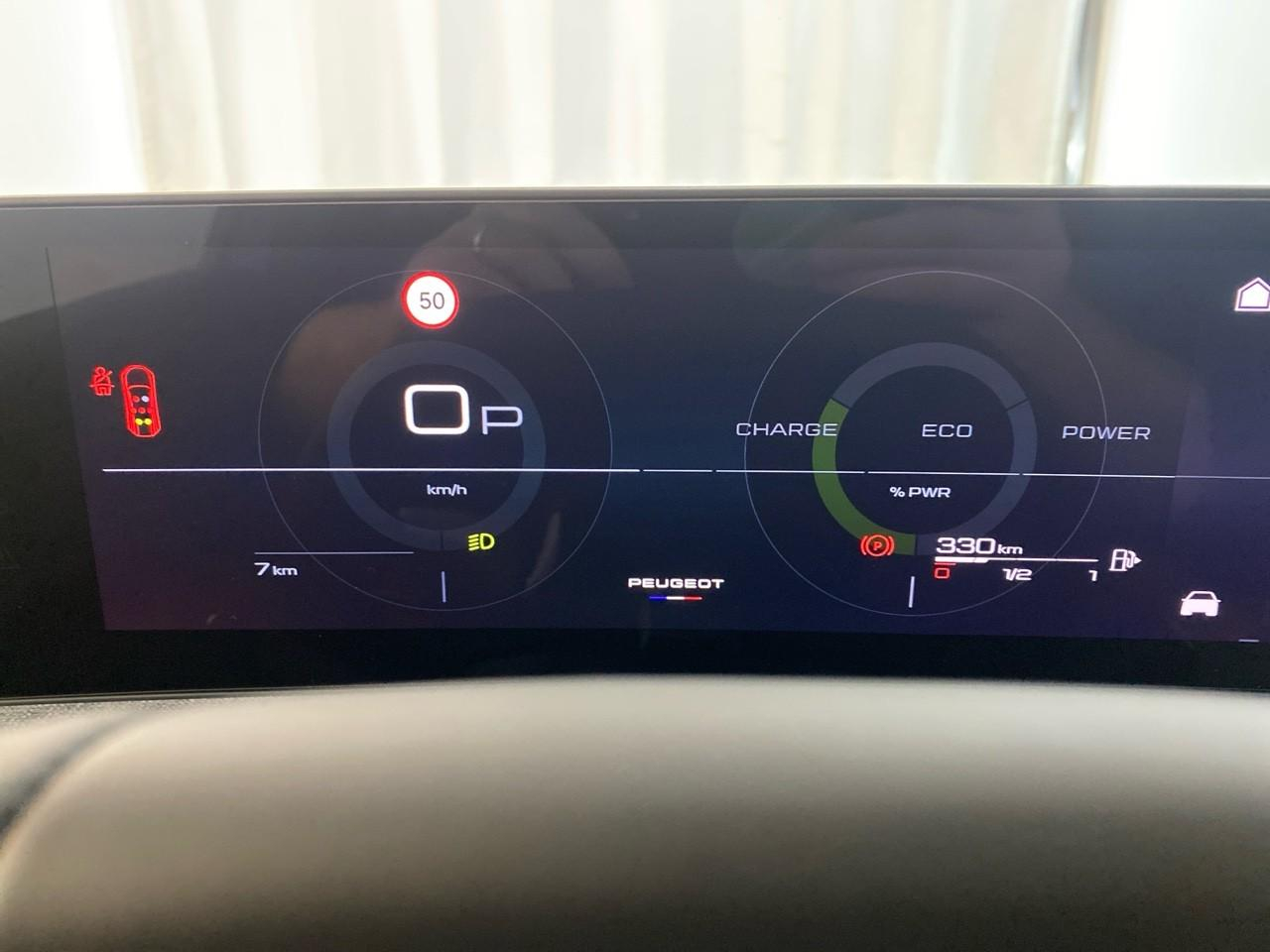Peugeot 5008 hybrid 145 ch e-dcs6 allure — photo 13