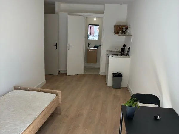 Studio moderne meublé frontalier