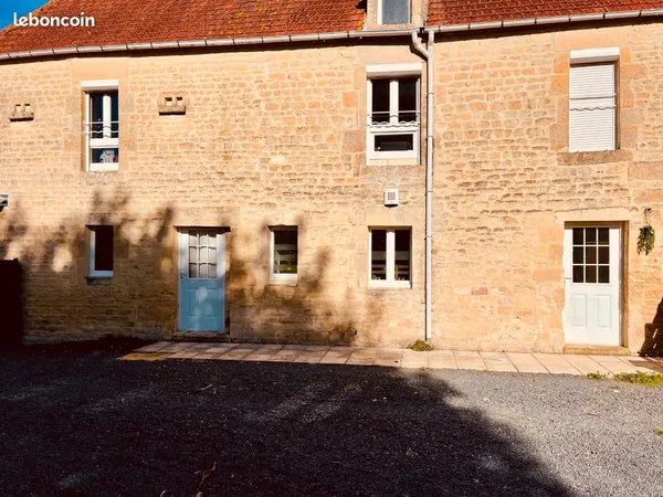 🏡 À LOUER - Maison mitoyenne F4 - Axe Caen / Bayeux