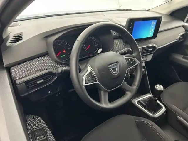 Dacia Sandero sce 65 - 22 — photo 19