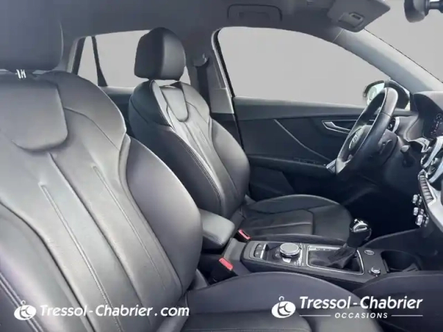 Audi Q2 35 tfsi cod 150 s tronic 7 design luxe — photo 9