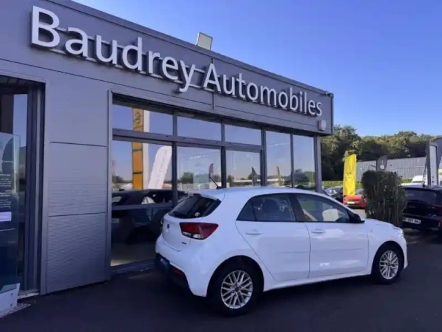 Kia Rio 1.0 t-gdi 100ch isg active euro6d-t — photo 5