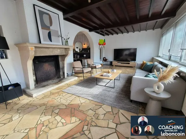 Appartement 10 pièces 209 m²