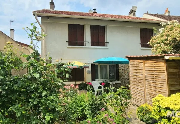 Maison 140m2 utile + avec garage et atelier 30 m2