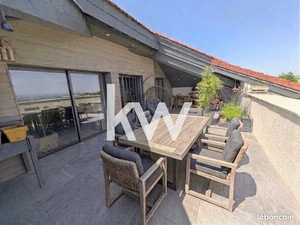 Appartement 5 pièces 190 m²