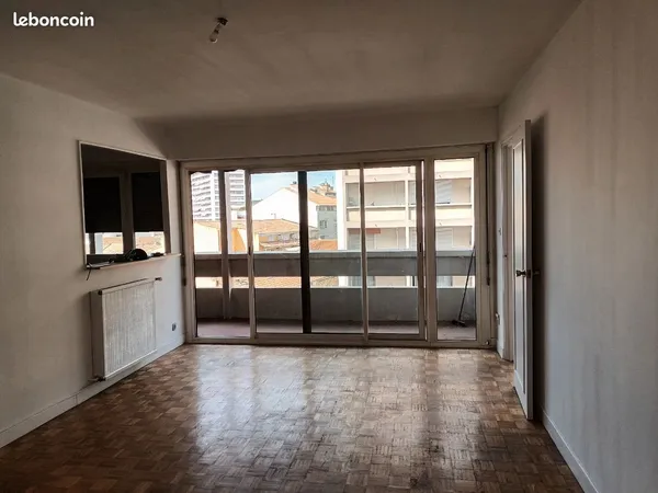 Appartement Vente Nîmes 5p 121m² 245000€