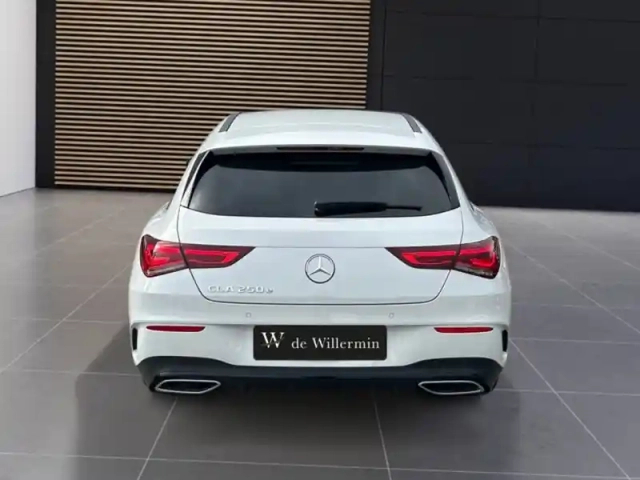 Mercedes Cla 250 e shooting brake amg l — photo 4