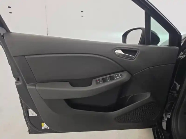 Renault Clio tce 90 — photo 347
