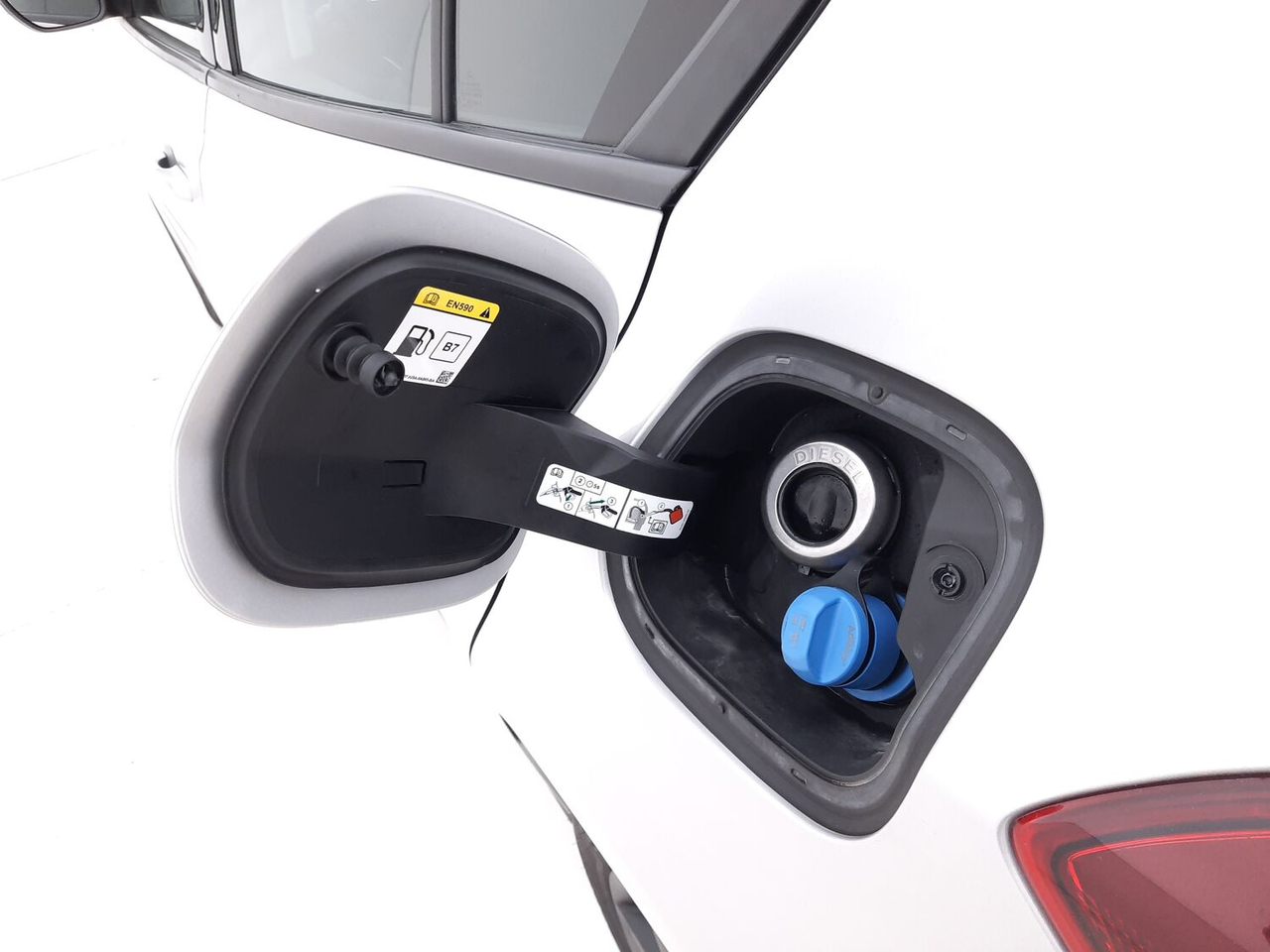 Ford Focus — photo 18