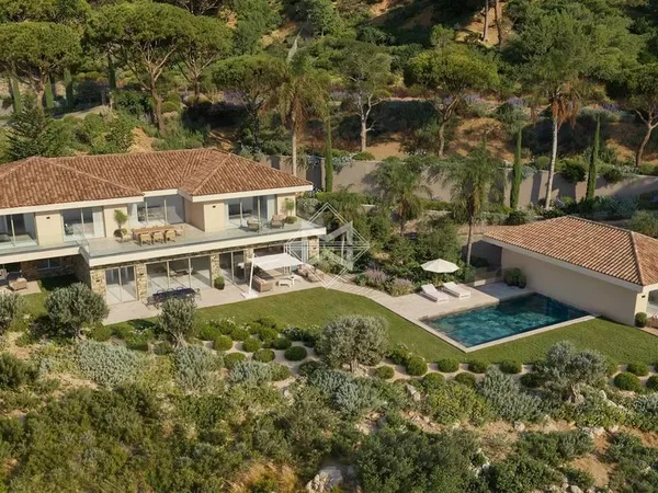 Villa 6 pièces 426 m²