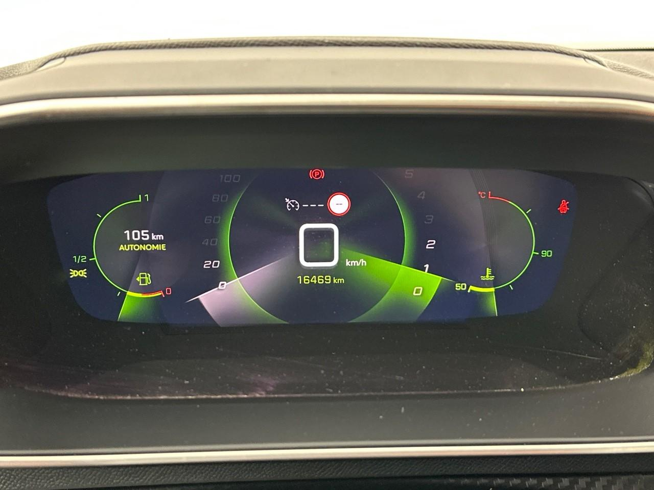 Peugeot 2008 puretech 130 s&s bvm6 allure pack — photo 21