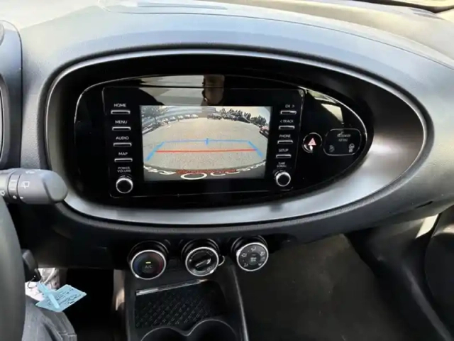 Toyota Aygo 1.0 vvt-i 72 dynamic — photo 12
