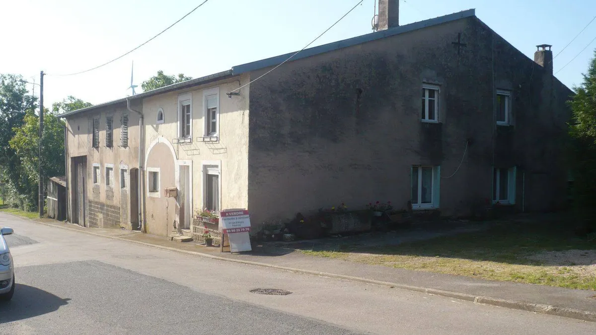 Photo 1