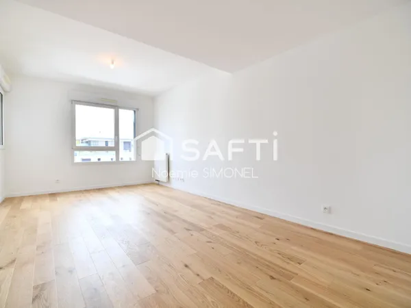 Studio refait à neuf !! Copropriété construite en 2015!