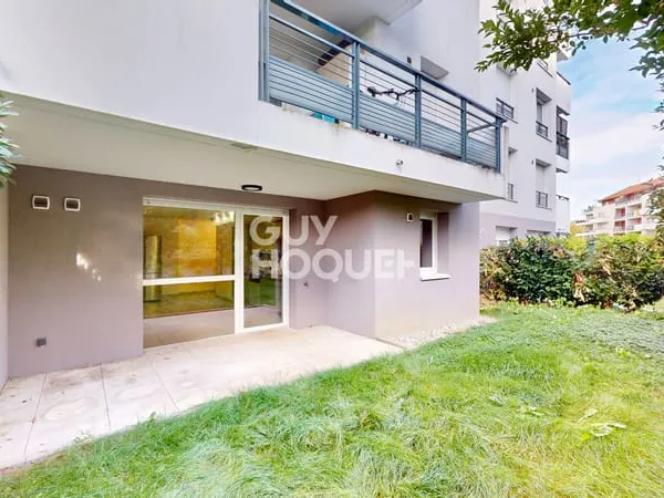 ANNECY / ANNECY-LE-VIEUX - APPARTEMENT T3 de 69.9 m² en Rez de Jardin, avec Terrasse, cave, parking 