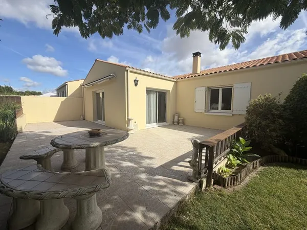 Maison Vente Saint-Sauveur-d'Aunis 6p 126m² 293000€
