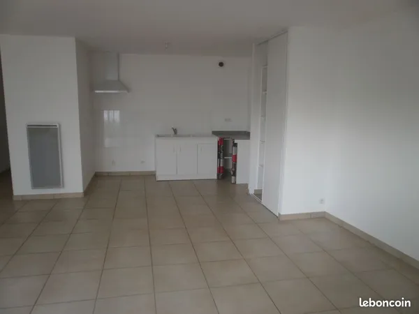 LOUE APPARTEMENT 70m²