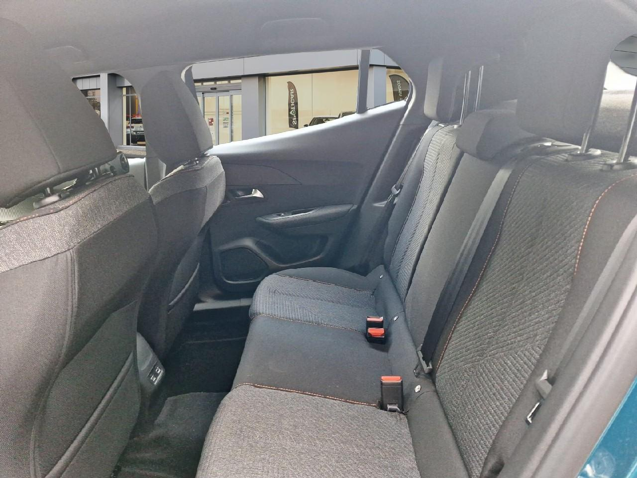 Peugeot 2008 e-2008 156ch 54 kwh style — photo 10