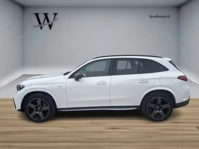 Mercedes Glc 300 de hybrid eq 4matic am — photo 2