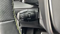 Peugeot 2008 1.5 BlueHDi 130ch S&S GT EAT8 125g — photo 18