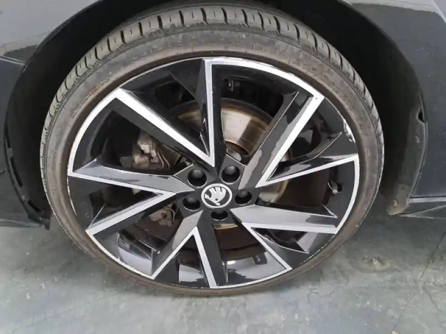 Skoda Fabia 1.0 tsi 110 ch bvm6 — photo 17