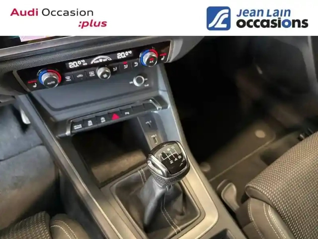 Audi Q3 sportback 35 tfsi 150 ch — photo 34