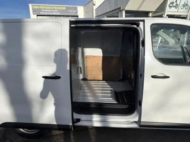 Peugeot Expert fg m 2.0 bluehdi 145ch s&amp;s eat8 — photo 15