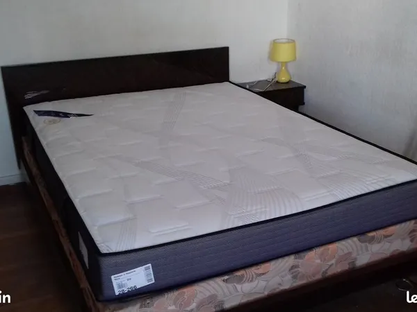 Studio 1 pièce 26 m²