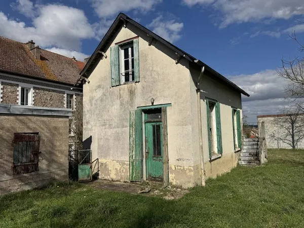 CORBIGNY PIED A TERRE A AMENAGER IDEAL INVESTISSEUR