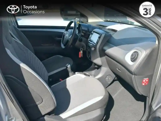 Toyota Aygo 1.0 vvt-i 72ch x-play 5p my20 — photo 6