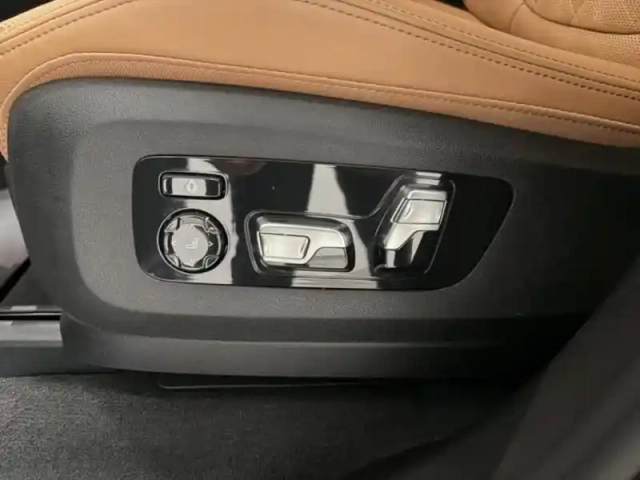 Bmw X5 xdrive50e 489ch m sport — photo 14