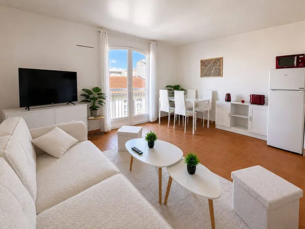 Studio 1 pièce 33 m²