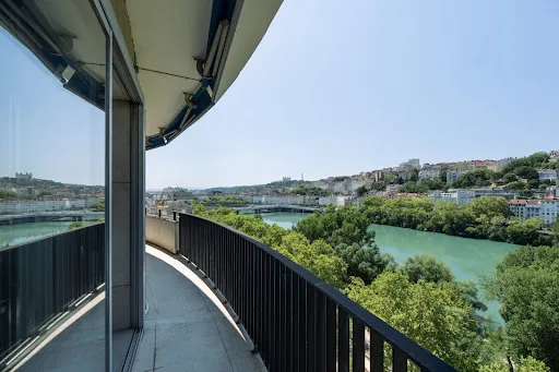 Appartement 6 pièces 166 m²