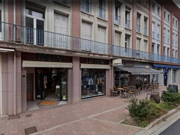 Local d'activité 70 m²