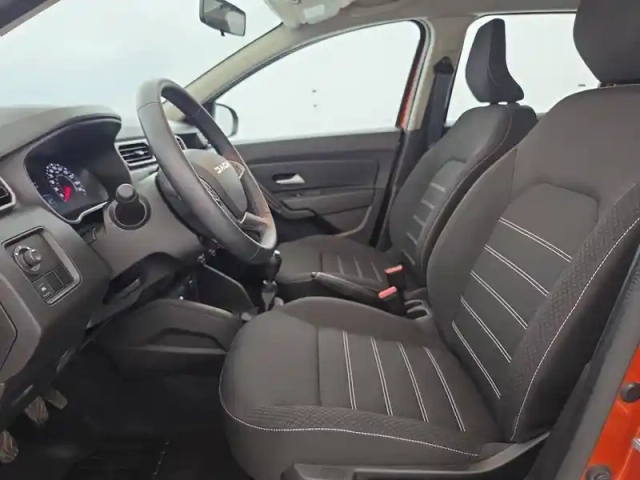 Dacia Duster eco-g 100 4x2 — photo 2