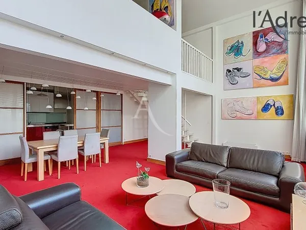 COURBEVOIE / LA DEFENSE appartement Duplex 5 pièces de 166 m² avec cave
