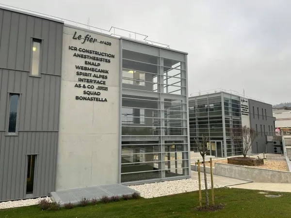 Bureaux 182 m²