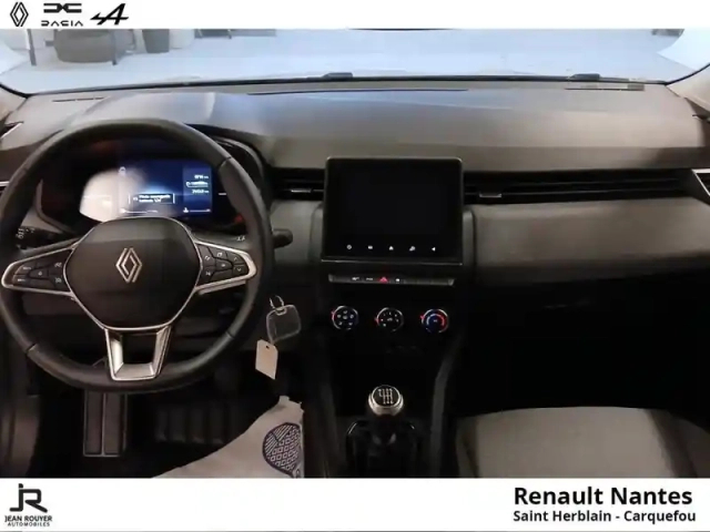 Renault Clio 1.5 dci 100ch evolution — photo 25
